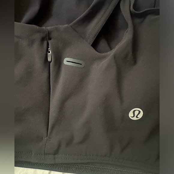 lululemon Stash It Bra - Picture 3 of 10